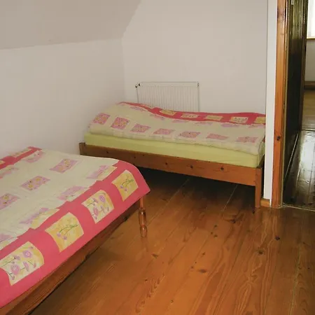 Holiday home Three-bedroom Holiday In Gierzwald,mielno