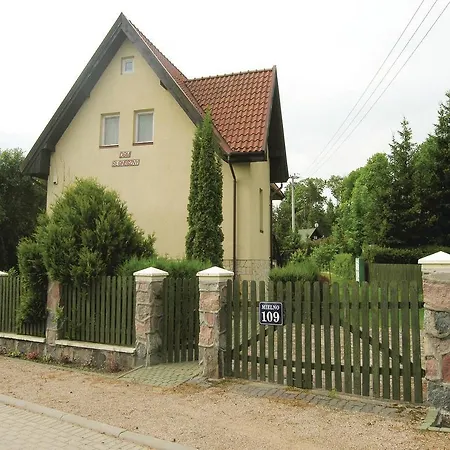 Three-bedroom Holiday In Gierzwald,mielno Holiday home