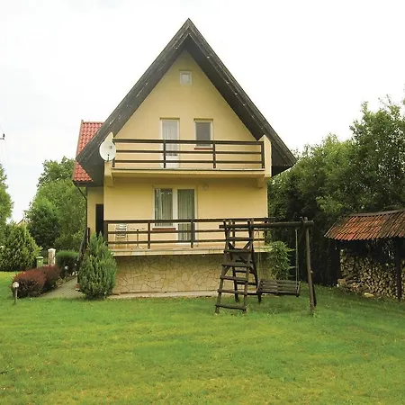 Three-bedroom Holiday In Gierzwald,mielno Holiday home *